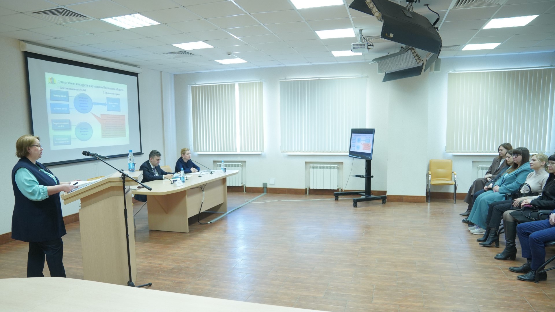 В 2025 году более 50% госзакупок в Ивановской области проведено у организаций малого и среднего бизнеса 
