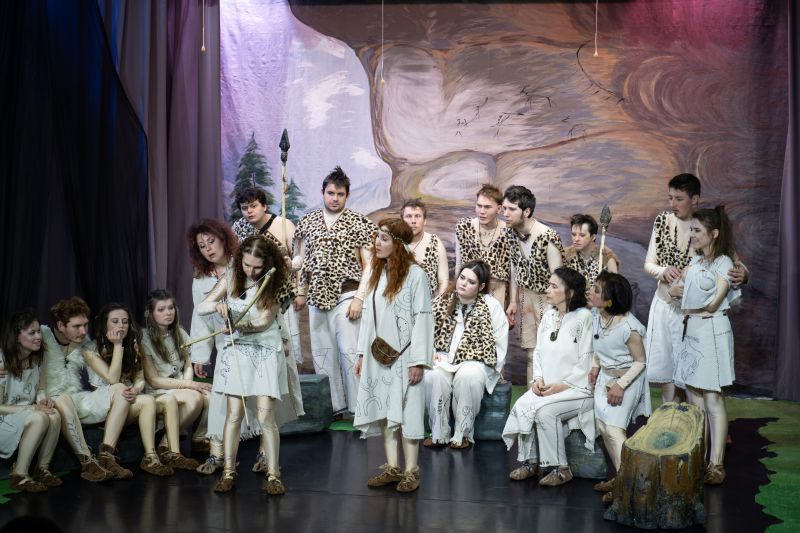 Спектакль Две стрелы _ театр Лестница.jpg