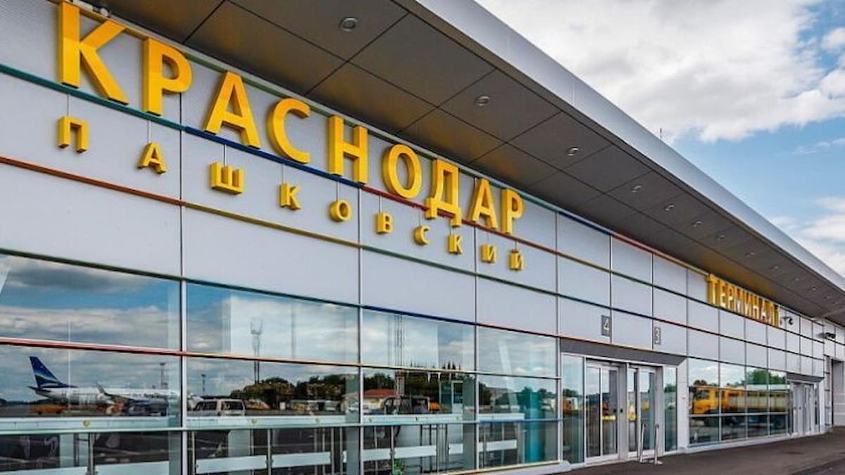 Временные ограничения полетов ввели в аэропорту Краснодара из-за угрозы БПЛА