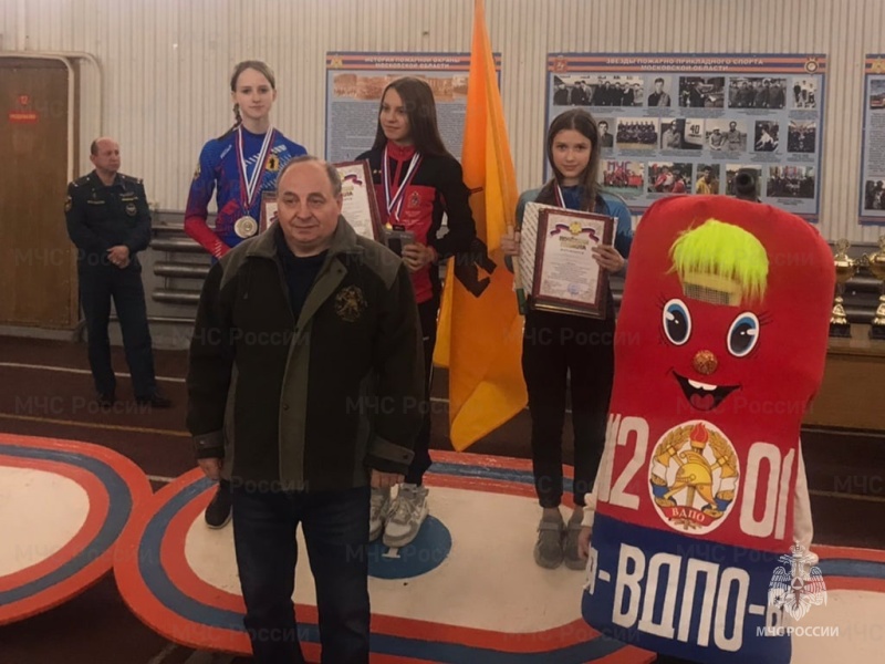 Ярославские спортсмены - серебряные призёры открытого зимнего первенства Московской области по пожарно-спасательному спорту