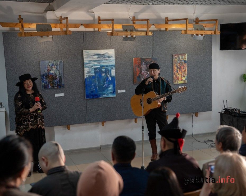 Выставка монгольских художников проводится в Якутске