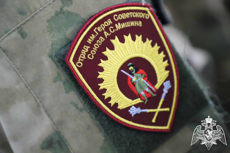 Воспитанники подшефного Росгвардии отряда школы №106 города Сасова приняли участие в военно-тактической игре