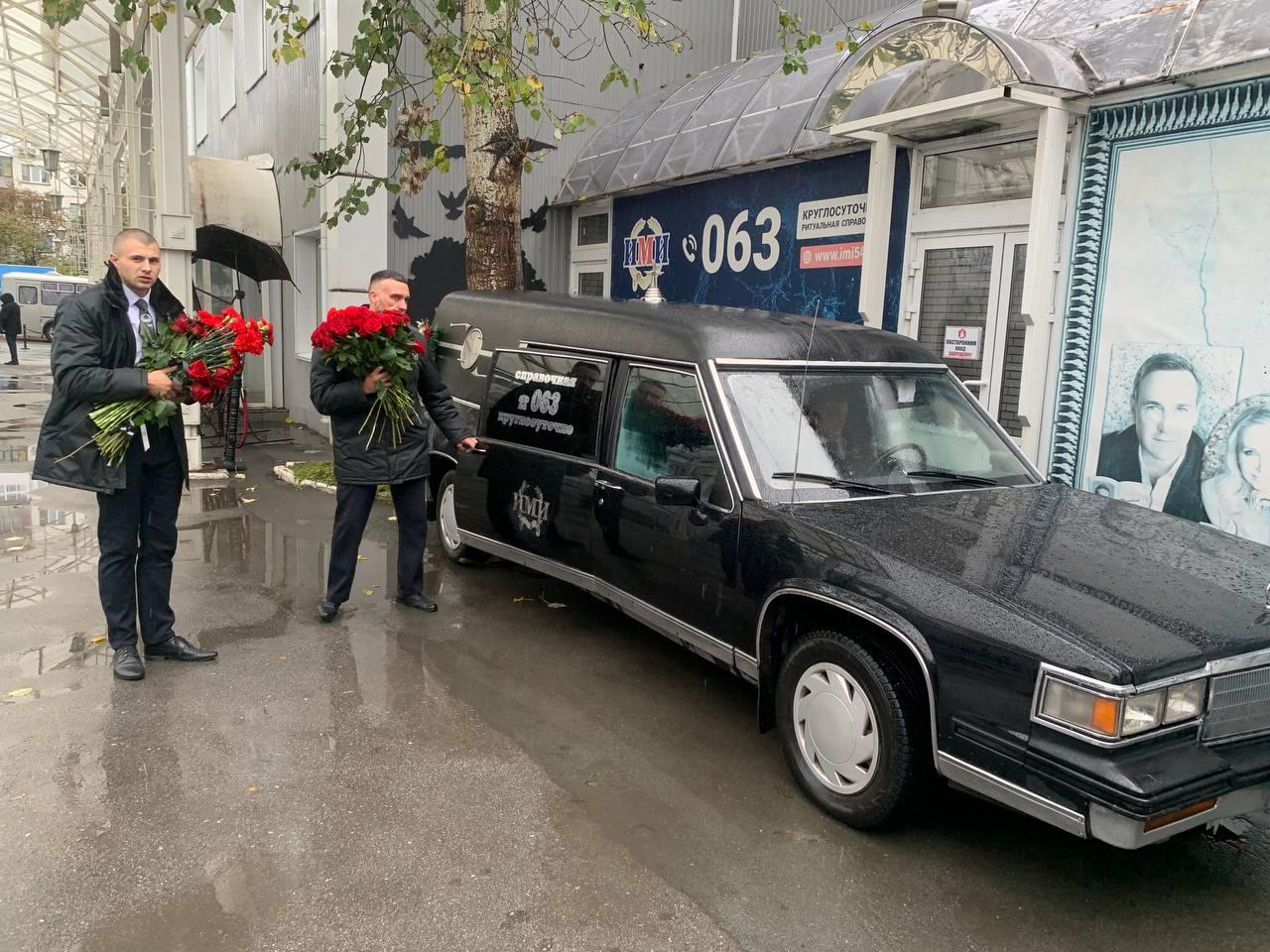 Фото «Единственный человек, который понимал нас»: в Новосибирске прощаются с главой Ленинского района. Онлайн 4