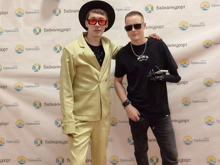 Бурятский поп-исполнитель Чингис Ли представит новогодний хит «Бурятские буузы»