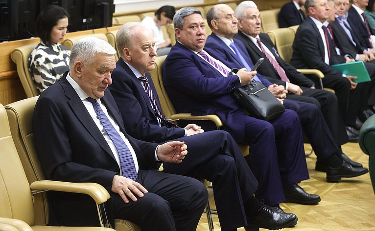 Расширенное заседание Комиссии Совета Федерации по мониторингу законодательства Российской Федерации в сфере государственного контроля (надзора) и муниципального контроля в РФ на тему «Итоги контрольной (надзорной) деятельности в РФ за 2025 год»