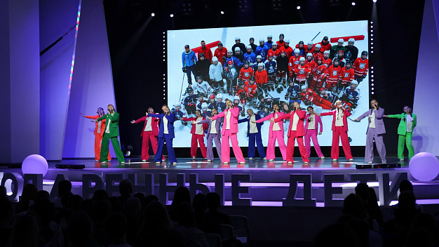 В Ивановской области талантливых детей наградили за достижения