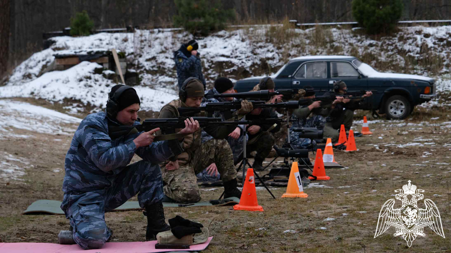 Росгвардейцы стали призерами в личном зачете по стрельбе из автомата Калашникова среди силовых ведомств в Тамбовской области