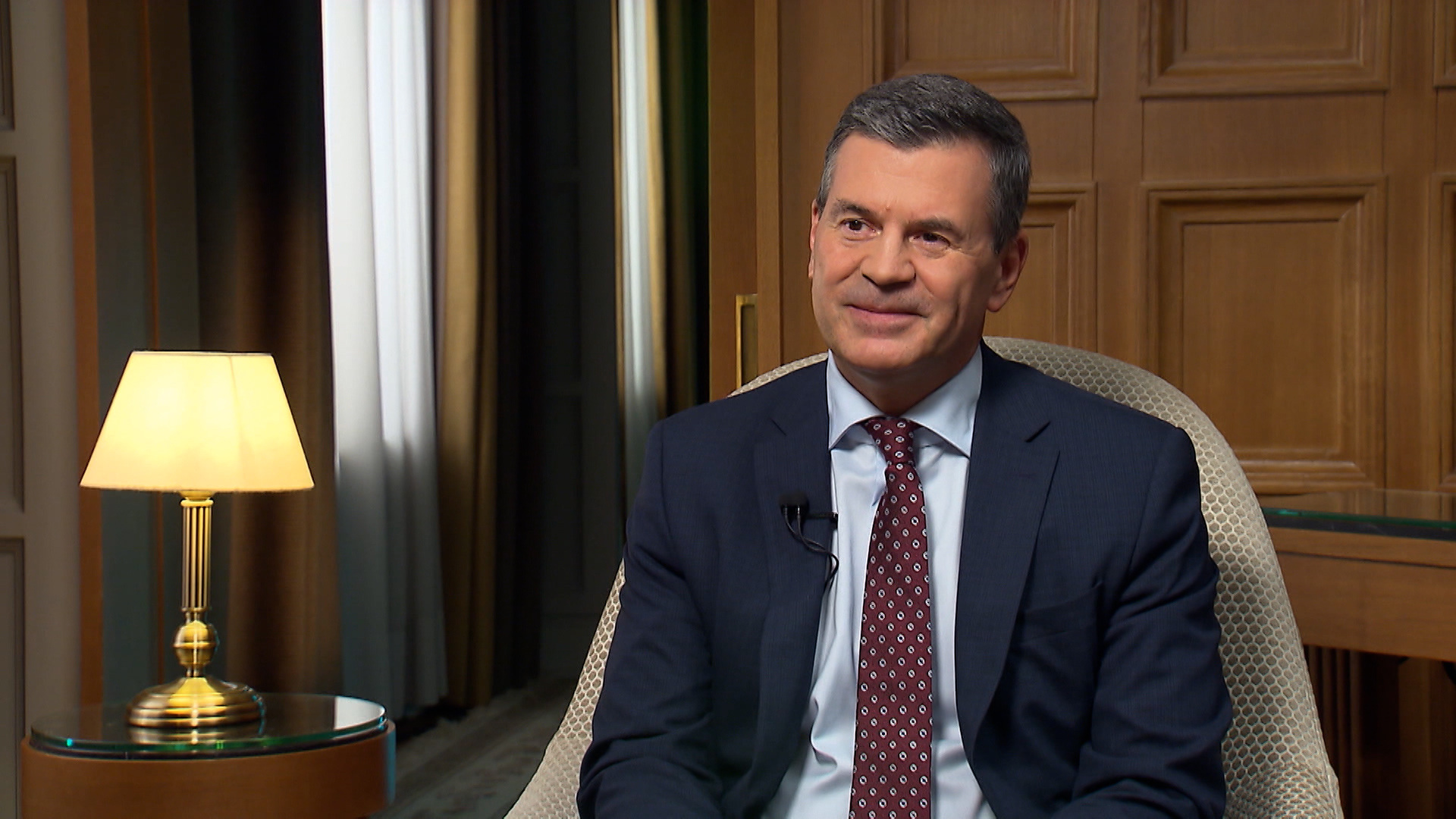 Пять представителей программы 