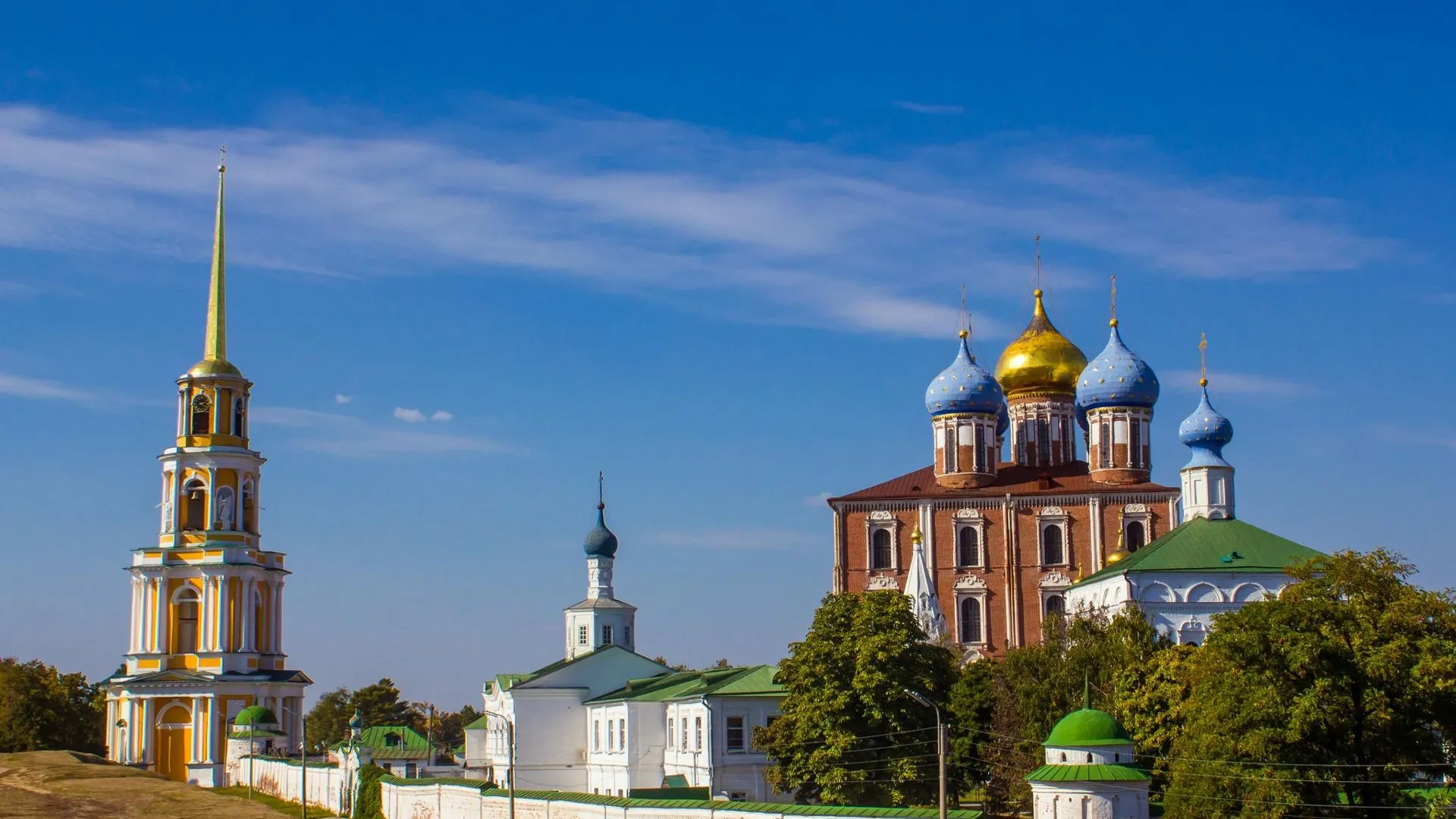 Рязанский Кремль Рязань. Рязанский Кремль достопримечательности Рязани. Коломна-Зарайск-Рязань.