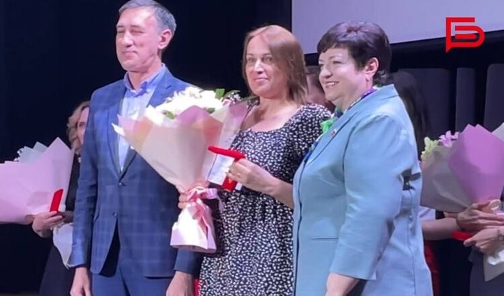 Поздравляем многодетных мам с получением почётного знака Белгородской области «Материнская слава» III степени