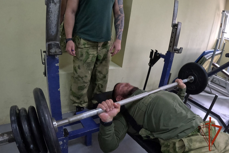 В Кузбассе завершились квалификационные испытания на право ношения знака отличия спецназа Росгвардии
