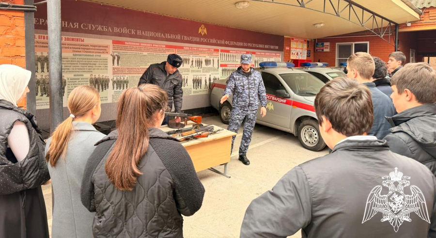 Росгвардия приняла участие в акции «День призывника» в Ингушетии