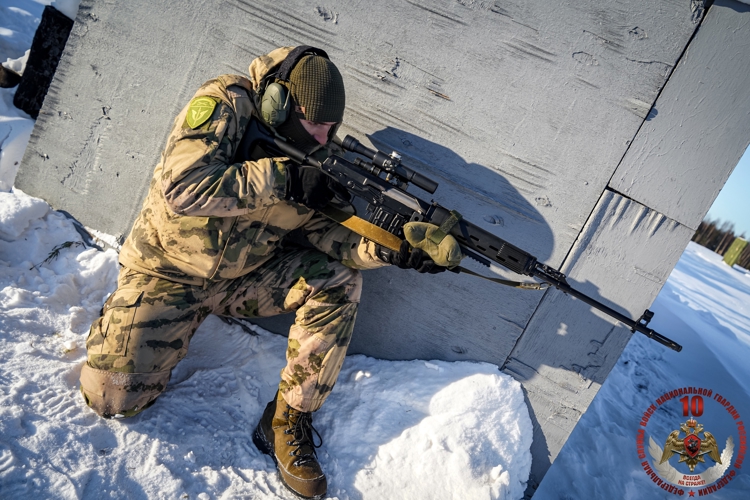 Снайперы спецподразделений Росгвардии в Архангельской области провели боевые стрельбы