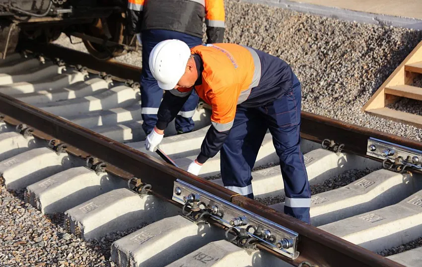 Казахстан приступил к строительству новой железной дороги до Узбекистана