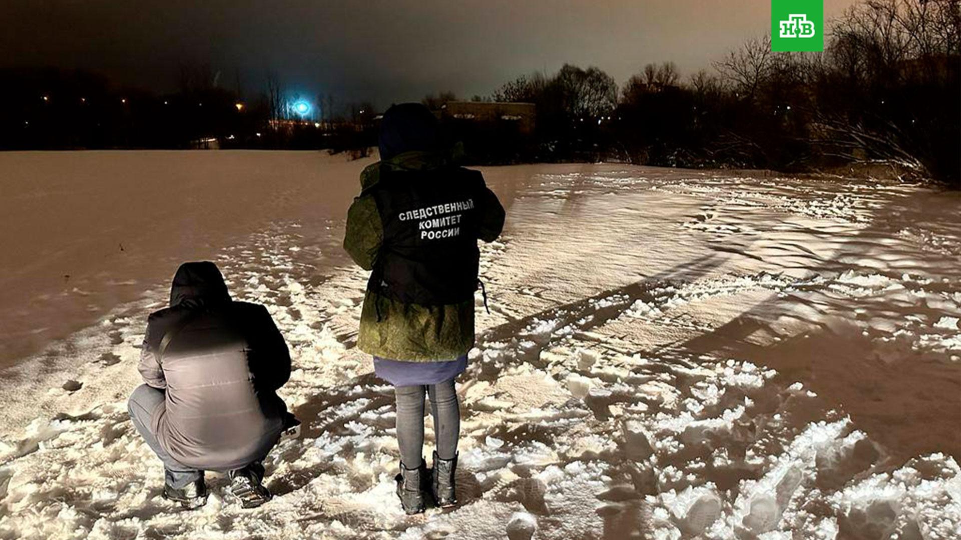 отец и сын фильм сокурова. отец спасает сына ломая руки. джордж пикеринг в суде. отец спасает сына кадры из к/ф. отец спасал сына.