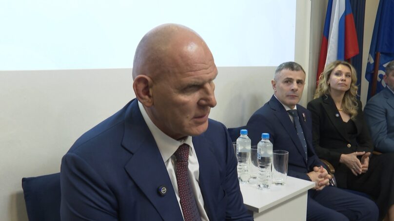 Александр Карелин встретился с активистами «Молодой гвардии»