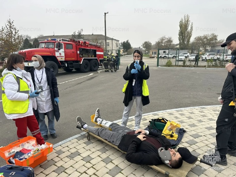 Комплексные пожарно-тактические учения в аэропорту г. Махачкалы