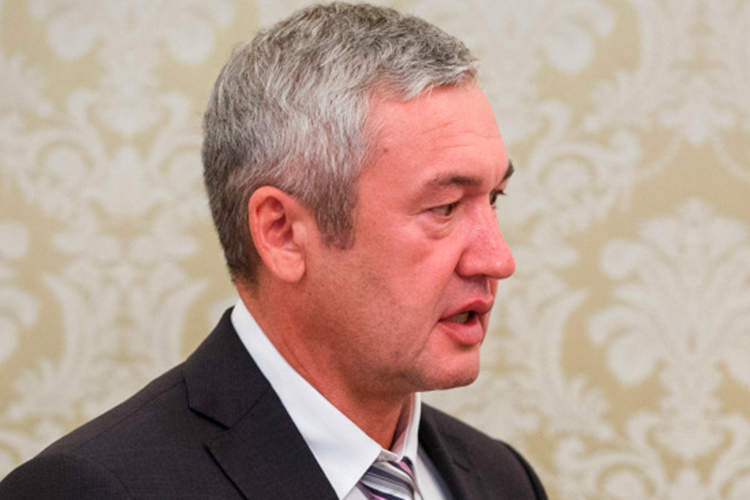 Тучи над бизнесом Айрата Миннуллина начали сгущаться около года назад