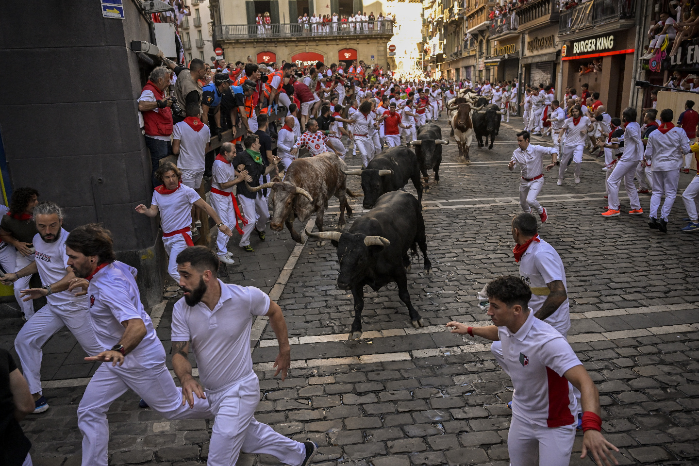 Toro pamplona juego