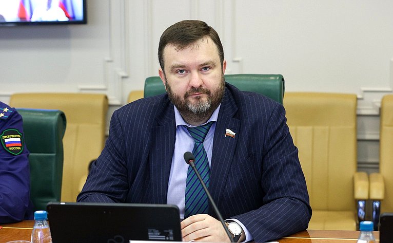Дмитрий Ворона