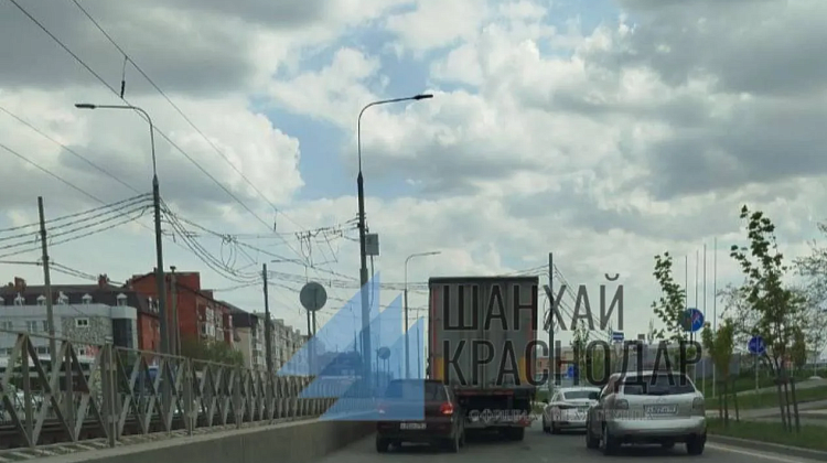 Аварии на Московской и на Ростовском в Краснодаре: до вечерних пробок осталось…