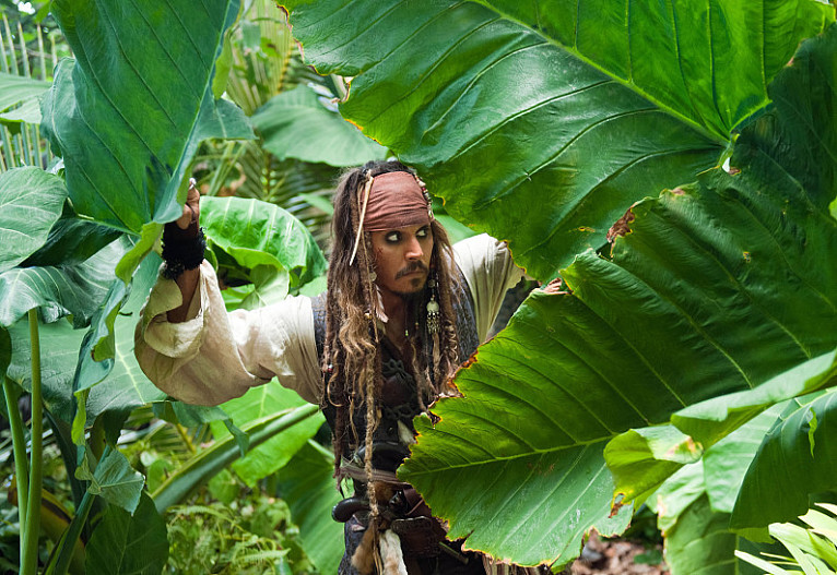 Джонни Депп в фильме «Пираты Карибского моря»