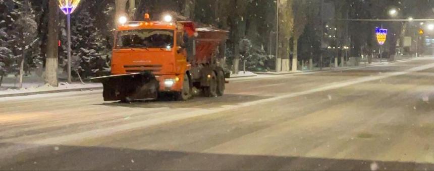 30 единиц снегоуборочной техники вышли на улицы Тараза