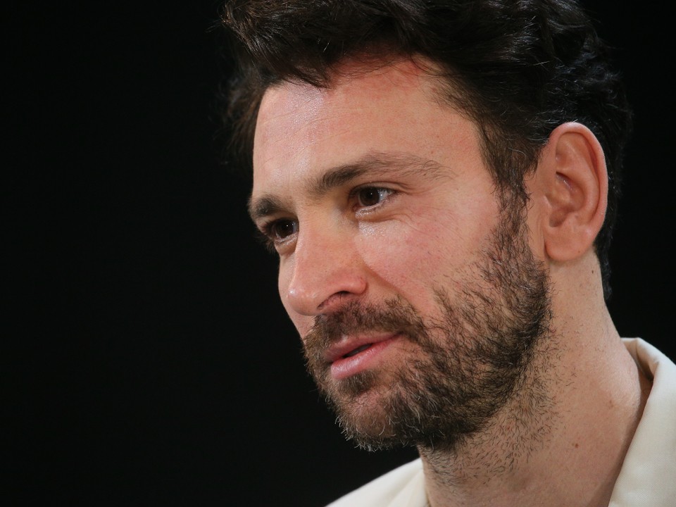 Антон Хабаров показал, как легко обмануть женщину