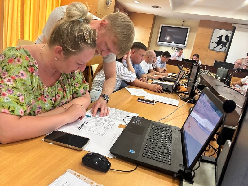 Сайт ик янао. Секретарь ик янао. Календарь на 2021 год избирком ямало ненецкий автономный округ. Олег алексеевич салехард. Сайт ик янао.