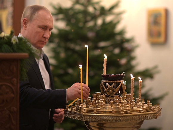 Стало известно, где и с кем встретил Рождество Путин (видео)