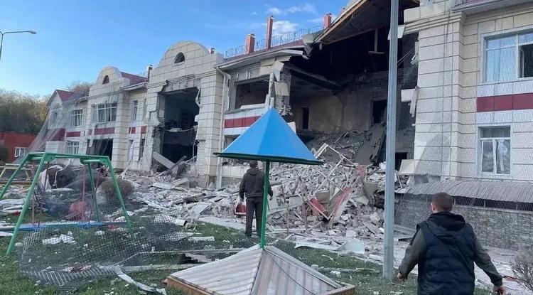 Украинская армия сбросила на белгородское село две авиабомбы