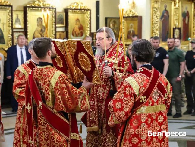 Белгородских силовиков наградили за обеспечение безопасности торжества в Прохоровке - Изображение 1