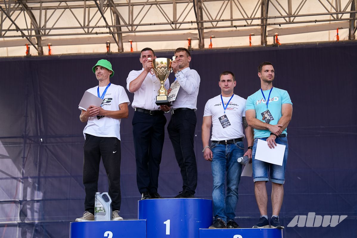 Монстр-трак Audi 100, Mosvagen и «Волга»-кабриолет: чем запомнился «Авто Тюнинг Батл» в Новополоцке