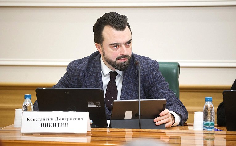 Расширенное заседание Комиссии Совета Федерации по мониторингу законодательства Российской Федерации в сфере государственного контроля (надзора) и муниципального контроля в РФ на тему «Итоги контрольной (надзорной) деятельности в РФ за 2025 год»