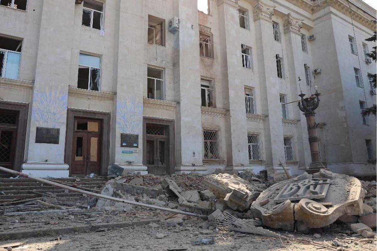Российские ВКС лишили администрацию Херсона украинского трезубца