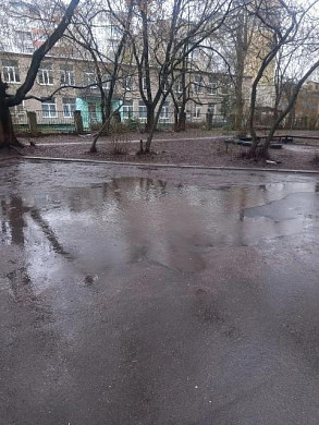 Жители дома на ул. Володарского живут в антисанитарных условиях