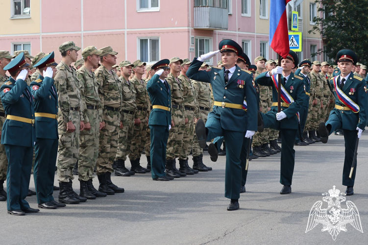 Боевое знамя вручено воинской части Росгвардии в Зеленогорске