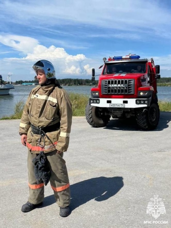 И в огонь, и в схватку: бердский пожарный стал призером чемпионата мира по самбо