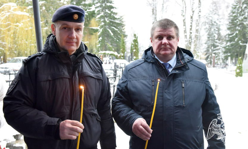 В День Неизвестного солдата брянские росгвардейцы почтили память защитников Родины