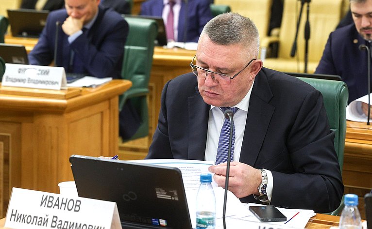 Заседание Совета по вопросам развития Сибири при Председателе Совета Федерации на тему «Сибирская экономика – от сырьевой к высокотехнологичной»