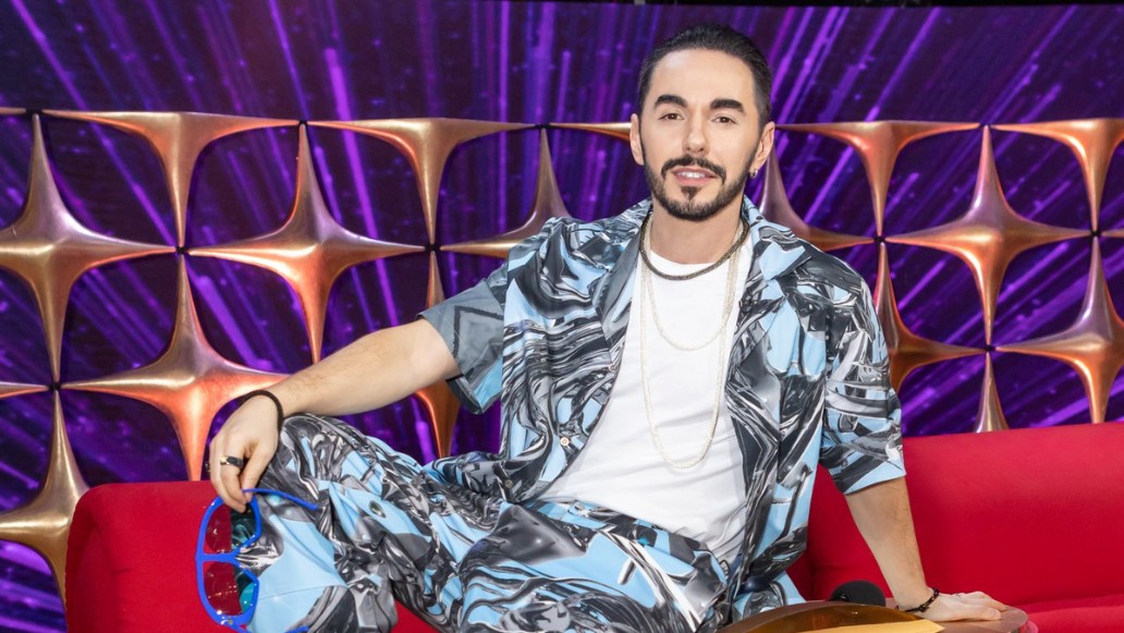 тнт шоу конфетка последний выпуск 2024. звезды шоу бизнеса. звёзды шоу бизнеса в россии. юмористическое шоу на тнт. юмористическое шоу на тнт.