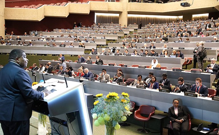 Сенаторы в составе делегации Федерального Собрания РФ участвуют в 151-й Ассамблее Межпарламентского союза в Женеве