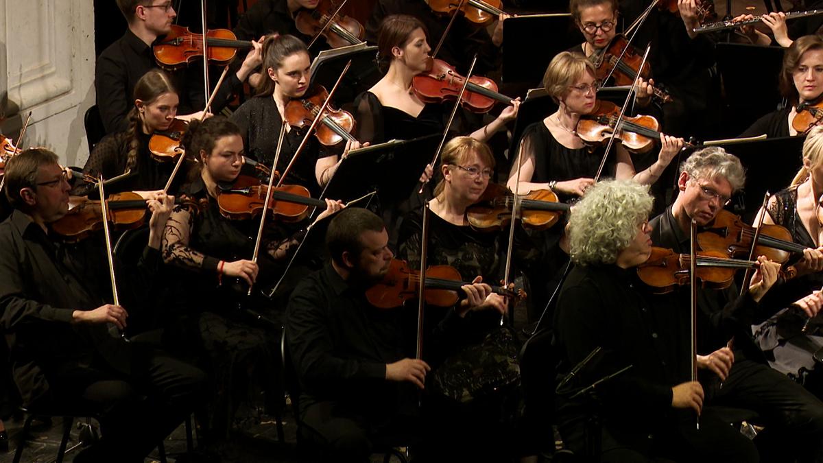 2021-04-30 gergiev.00_10_07_16.Still003