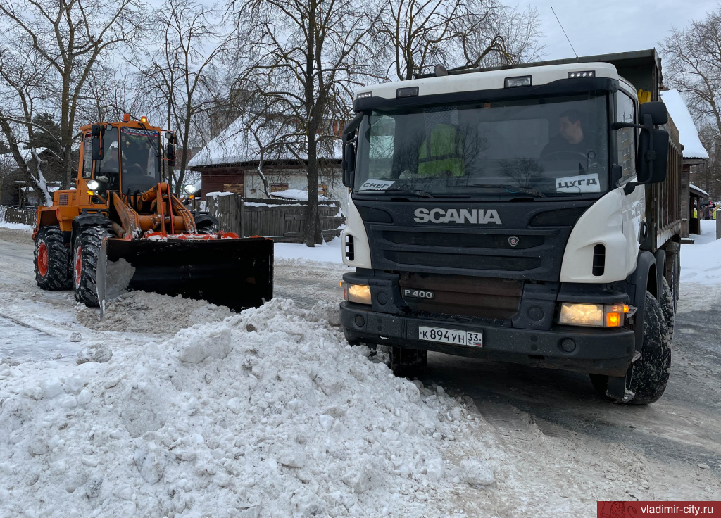 Владимирских автомобилистов просят убрать машины с ряда улиц для уборки снега