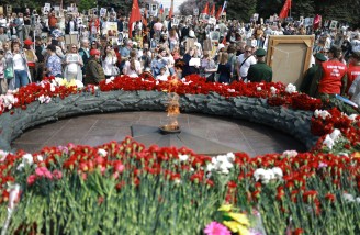 По главной улице Челябинска прошел «Бессмертный полк» 