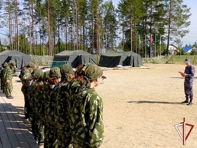 В Югре Росгвардия проводит памятные мероприятия, посвященные Герою Российской Федерации Александру Бузину
