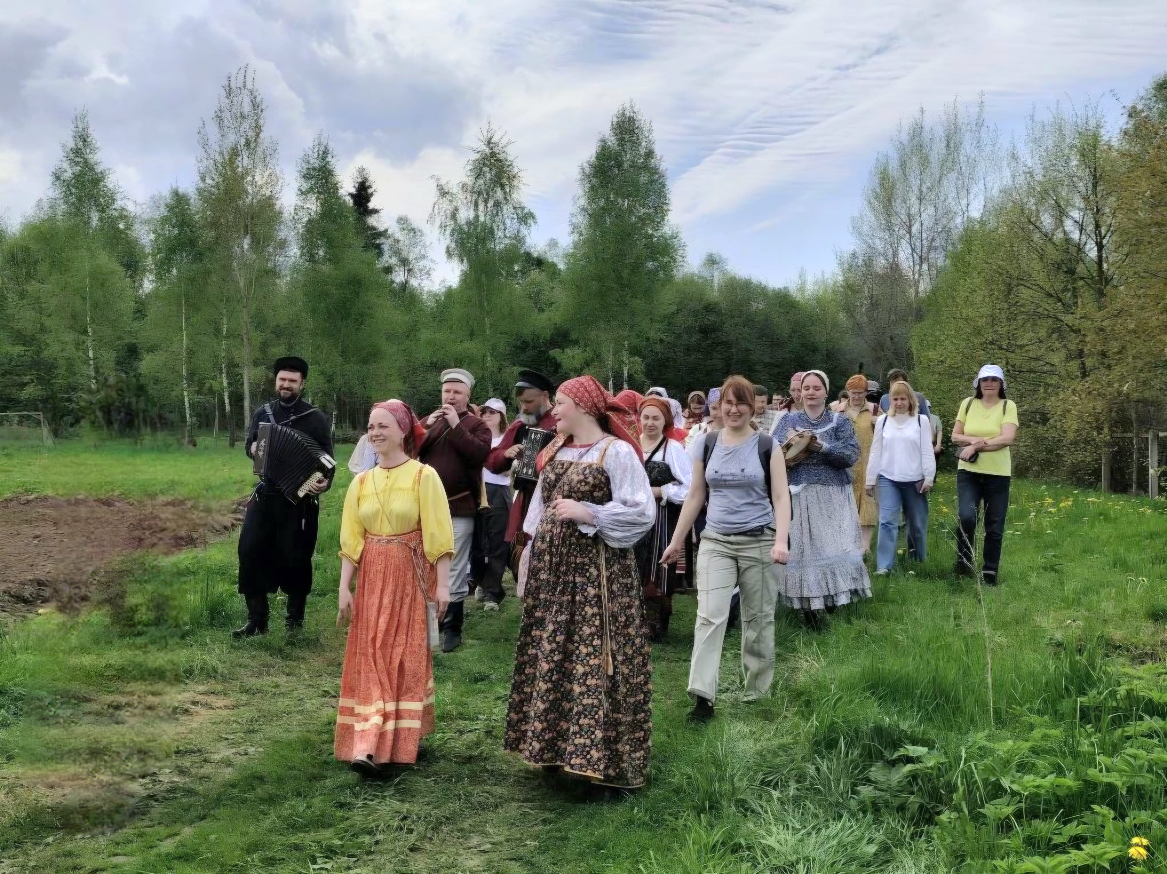 ​Фольклорные традиции Ярославской области возрождаются на фестивале «Влюблен в лен»