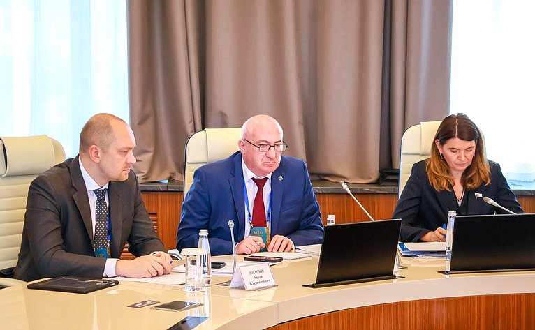 Делегация Совета Федерации во главе с первым заместителем Председателя СФ Андреем Яцкиным приняла участие в 24-м заседании Комиссии по сотрудничеству между Сенатом Парламента Республики Казахстан и Советом Федерации