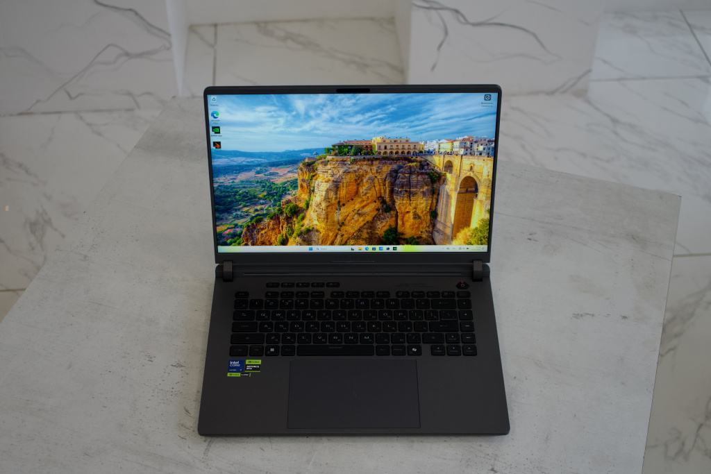 ASUS ROG Strix G16 (G615LR)