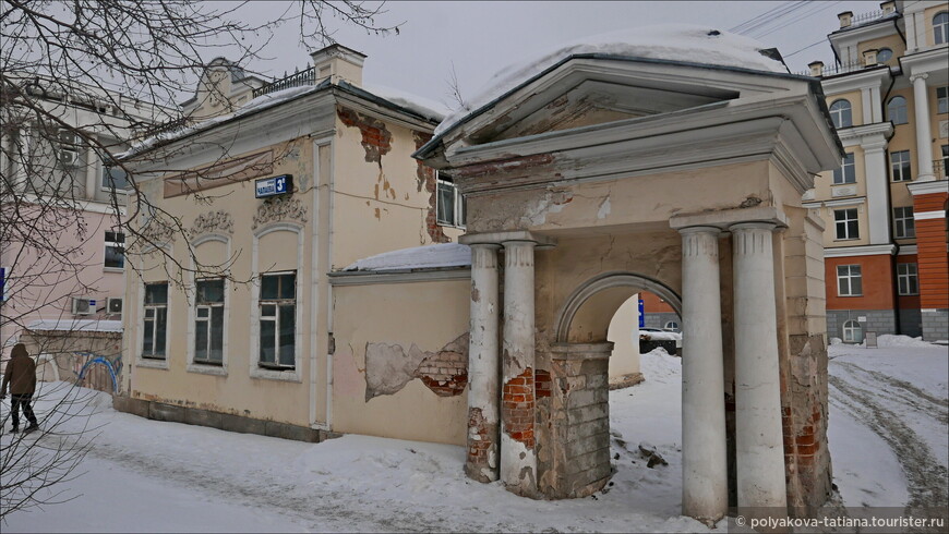 Дуновение XIX века. Улица Чапаева в Екатеринбурге